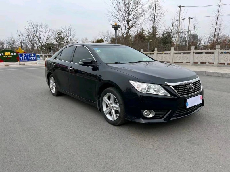 徐州14年丰田凯美瑞3