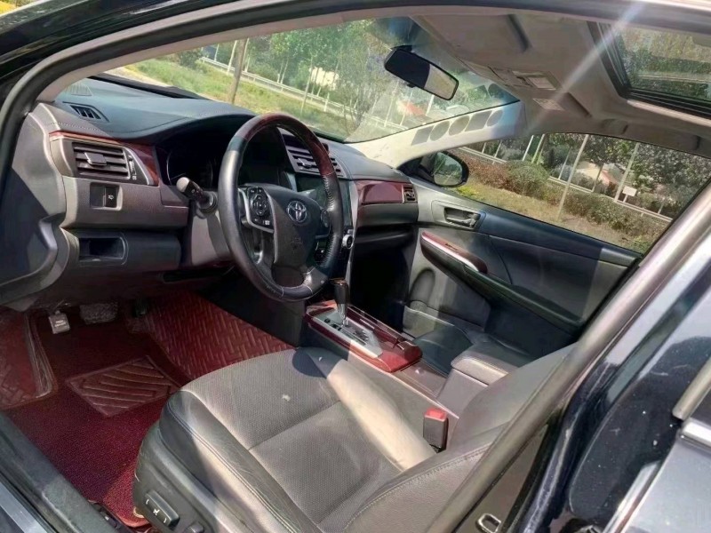 北京14年丰田凯美瑞6