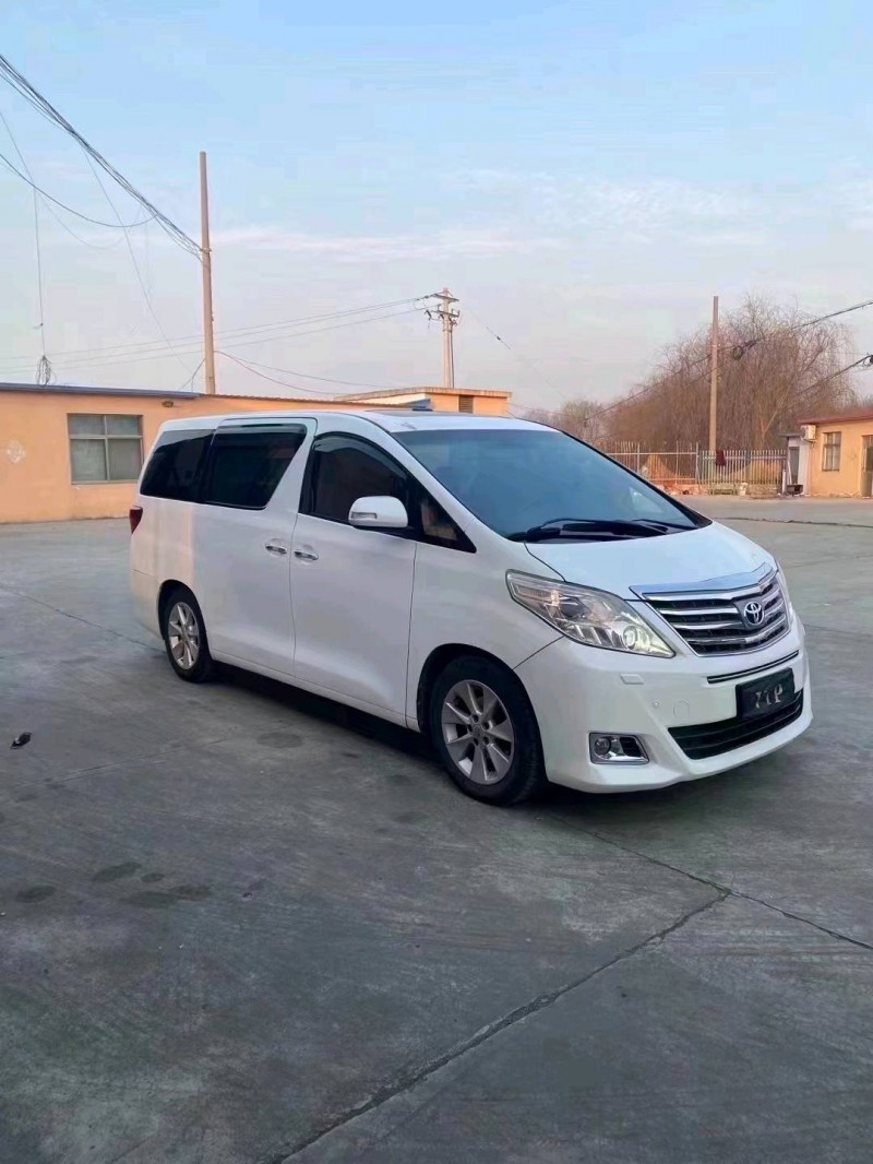 济宁14年丰田埃尔法2