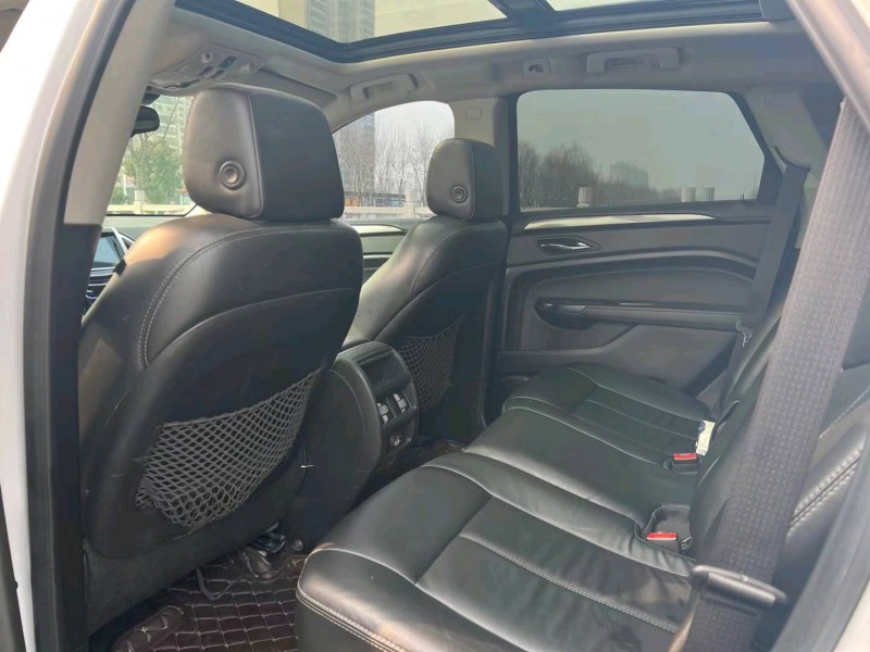 徐州17年凯迪拉克SRX1