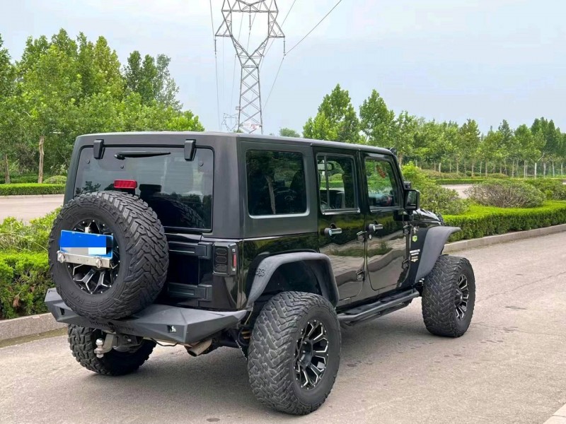 煙臺15年Jeep牧馬人3