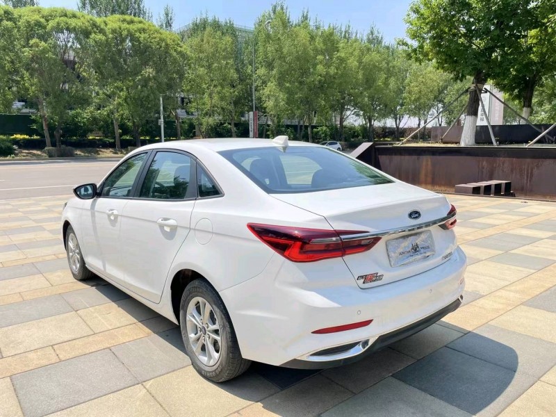 沈阳21年福特福睿斯9