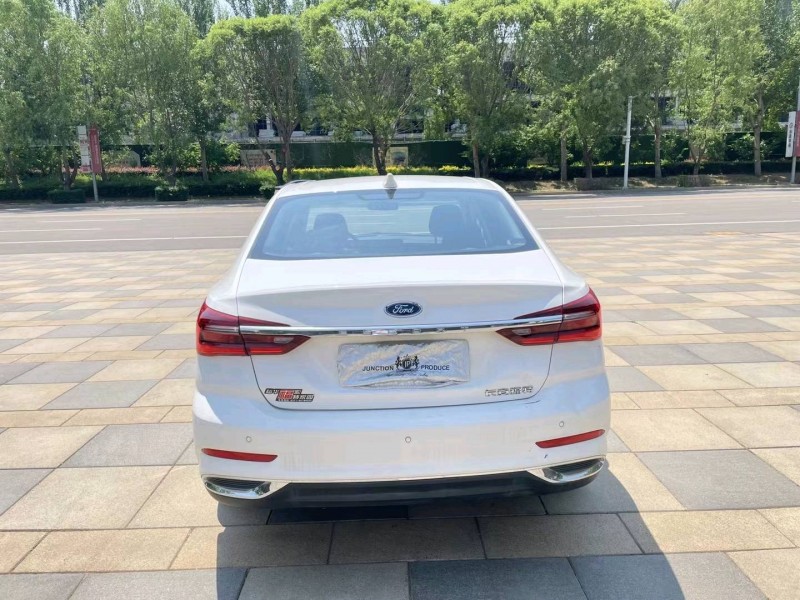 沈阳21年福特福睿斯8