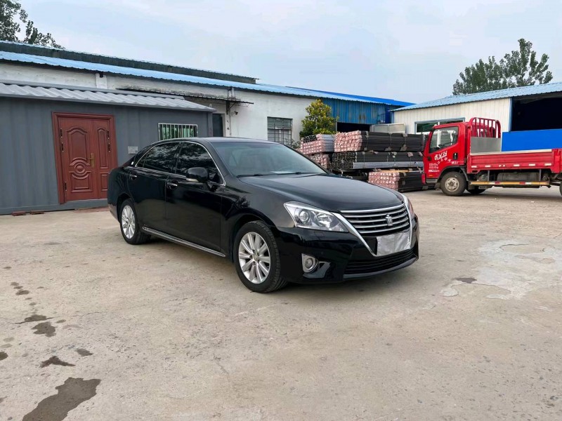 徐州13年丰田皇冠2