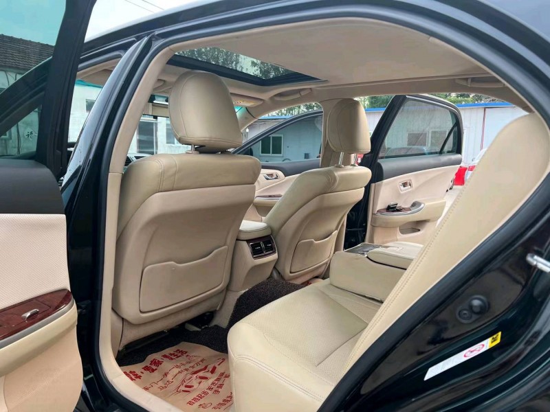 徐州13年丰田皇冠6