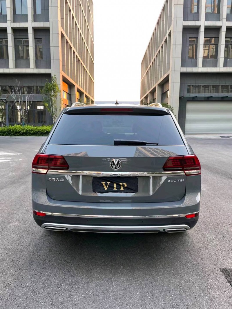 徐州17年大众途昂1