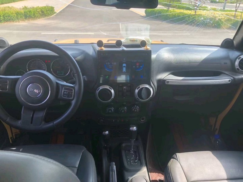 保定14年Jeep牧馬人6