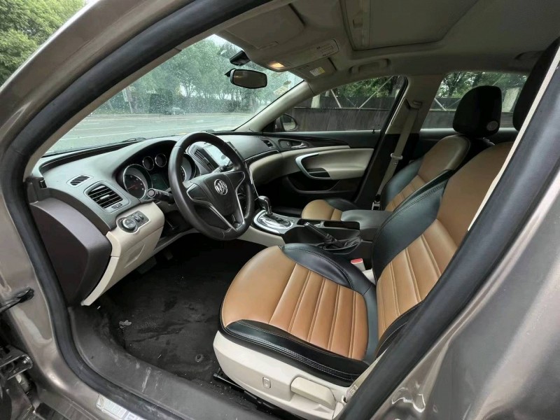 沈阳15年别克君威8