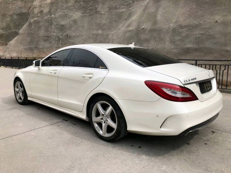 青岛17年奔驰CLS5
