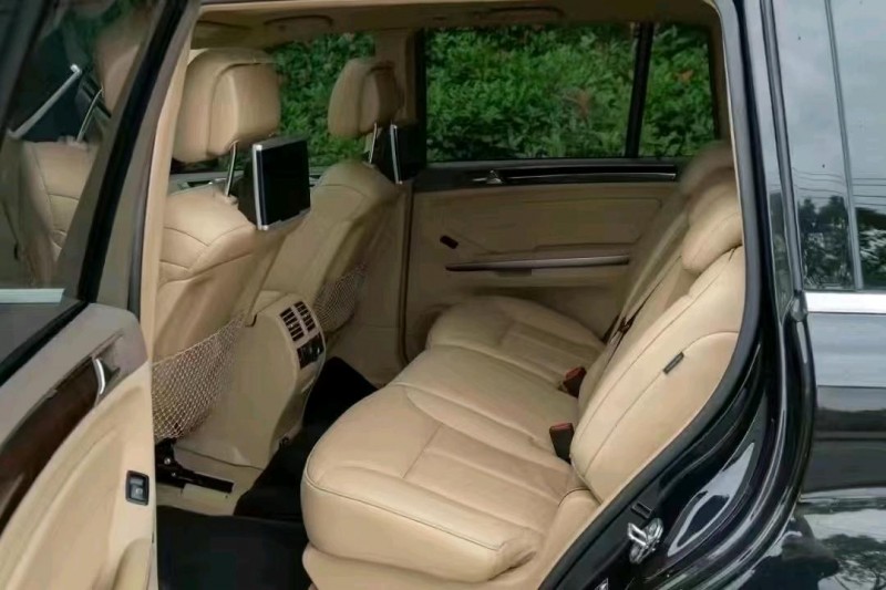 烟台09年奔驰GL9