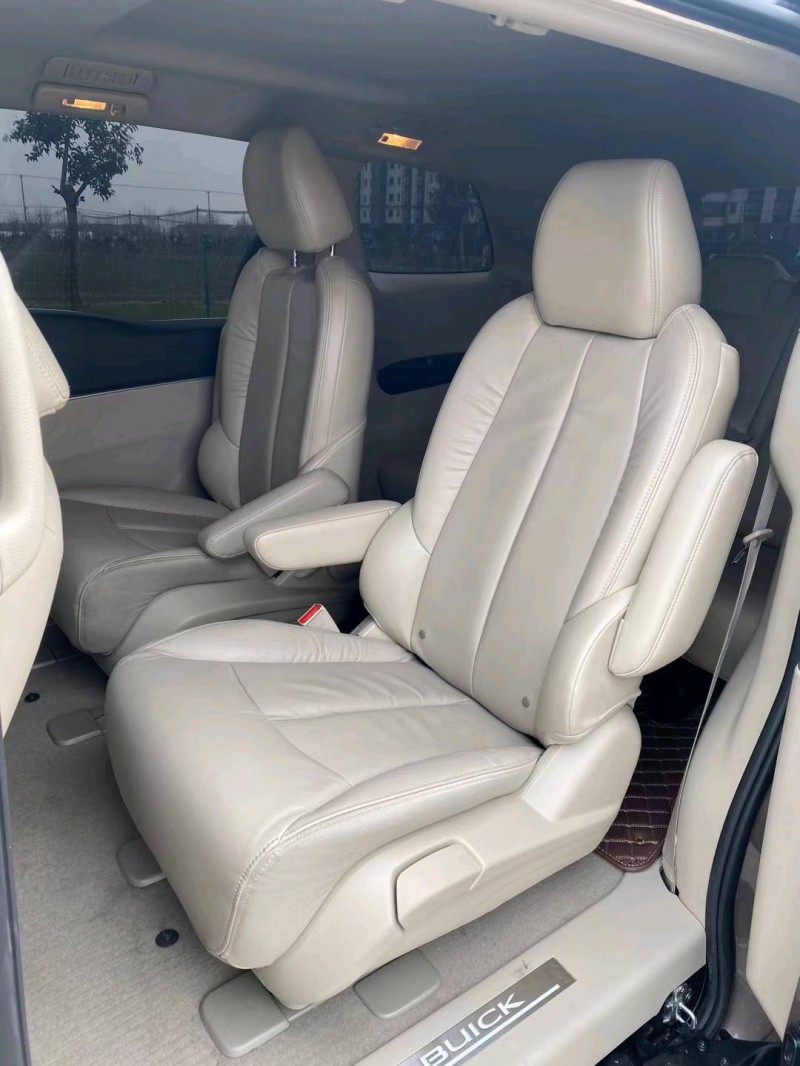 徐州19年别克GL84