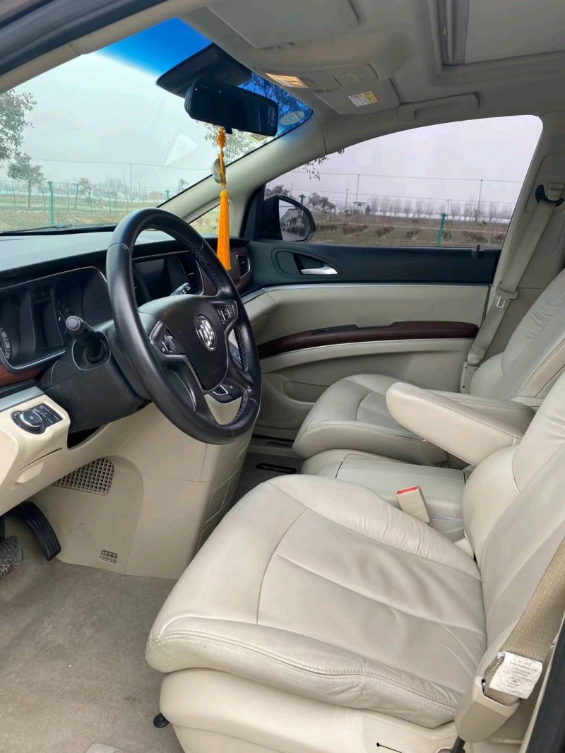 徐州19年别克GL83