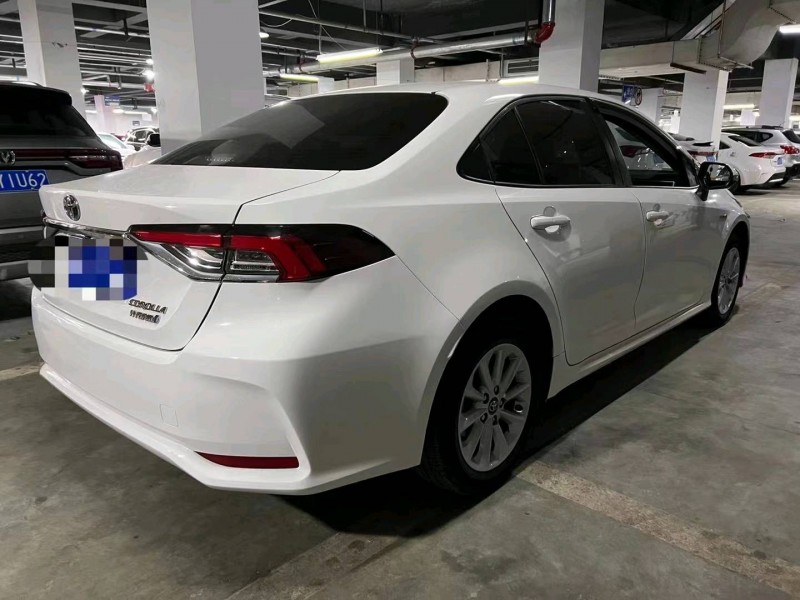 成都20年丰田卡罗拉5