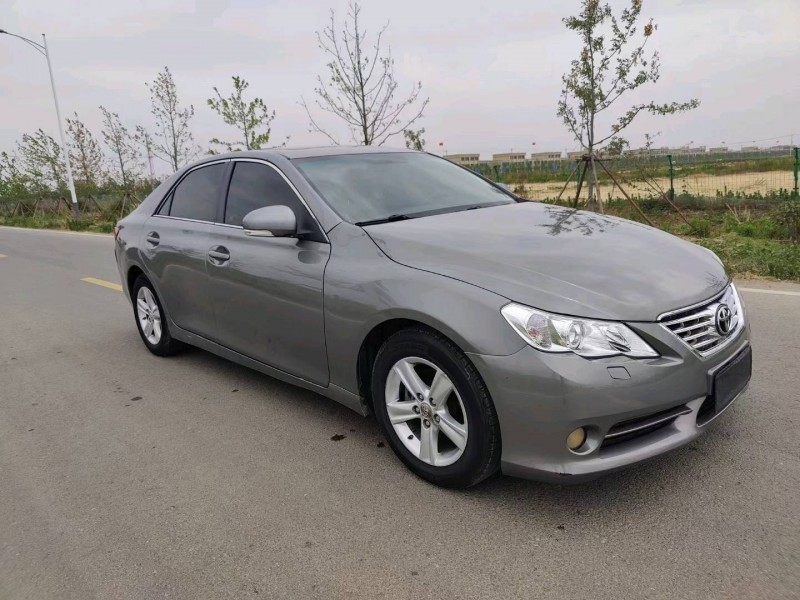 徐州11年丰田锐志1