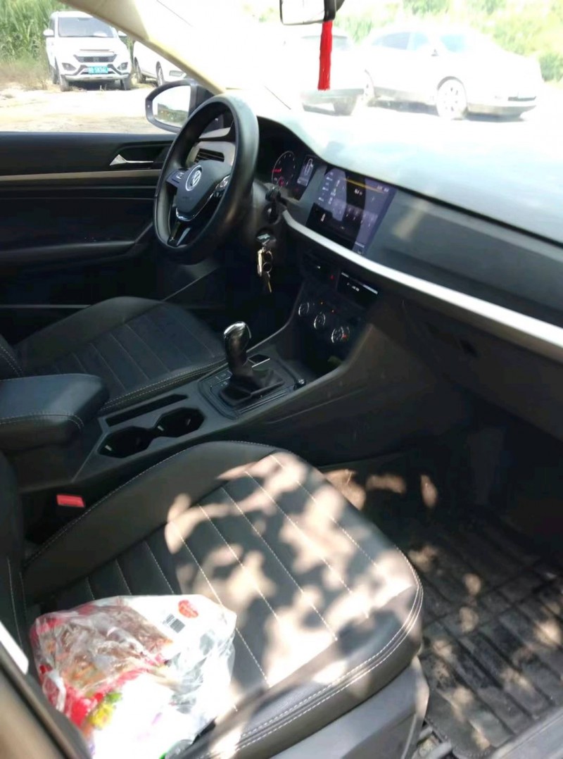 保定21年大众朗逸5