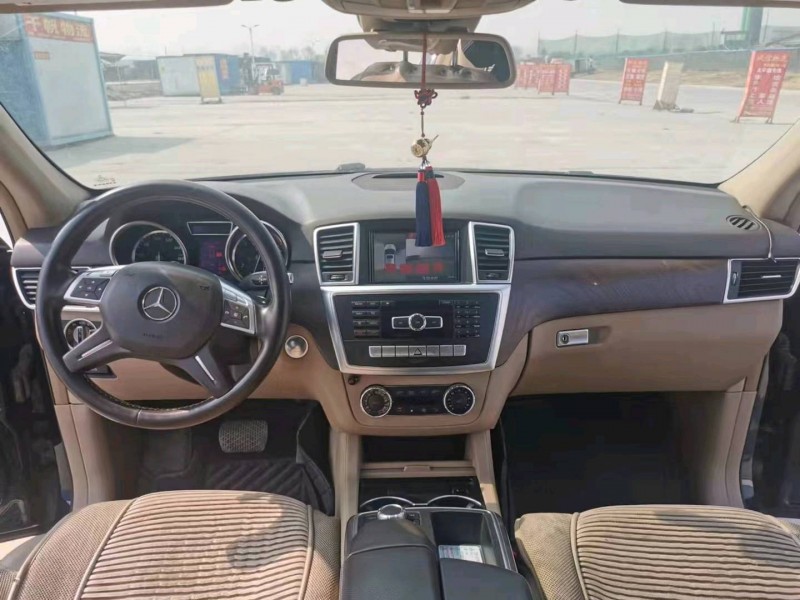 北京13年奔驰ML8