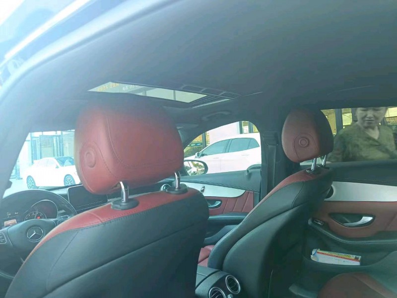 北京19年奔驰GLC7