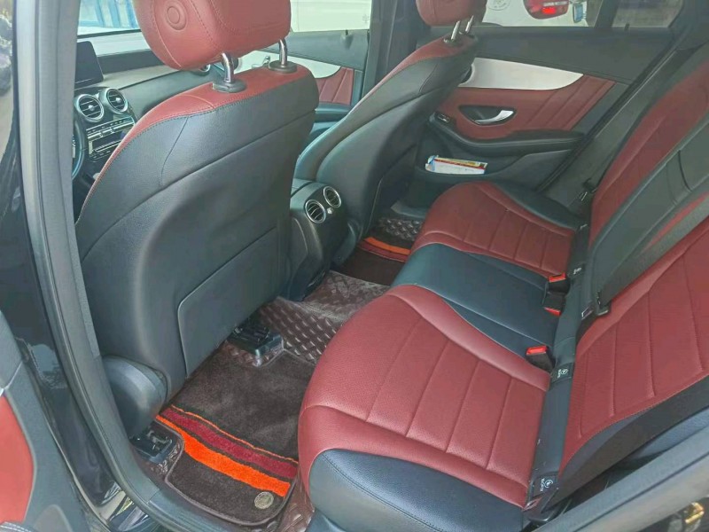 北京19年奔驰GLC3