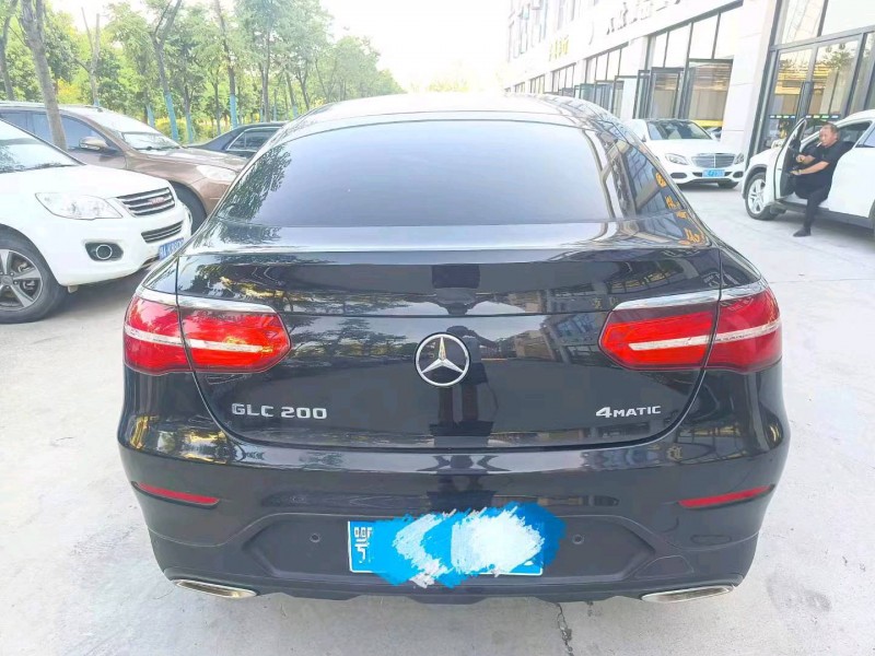 北京19年奔驰GLC2