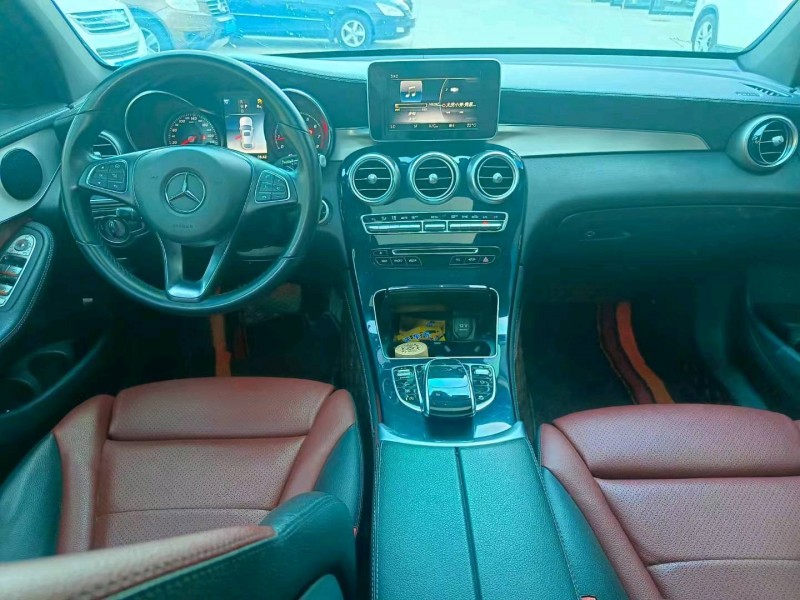 北京19年奔驰GLC1