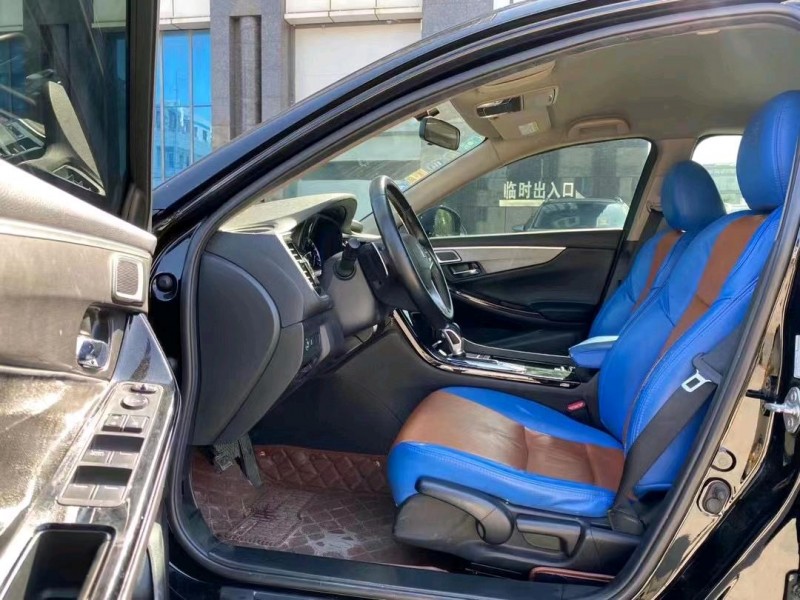 东莞16年本田思铂睿7