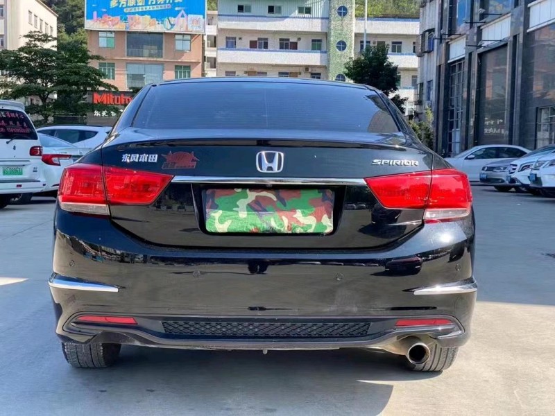 东莞16年本田思铂睿9