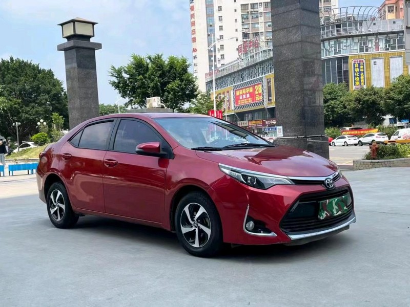 东莞17年丰田雷凌2