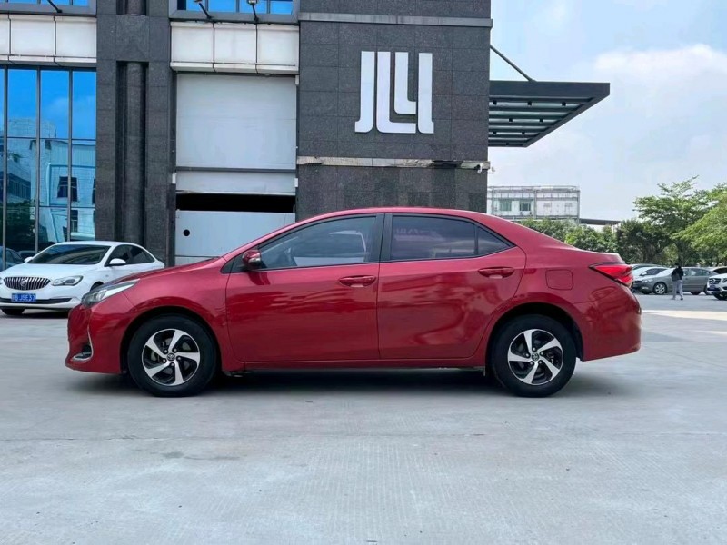 东莞17年丰田雷凌4