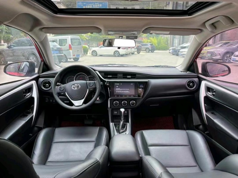 东莞17年丰田雷凌5