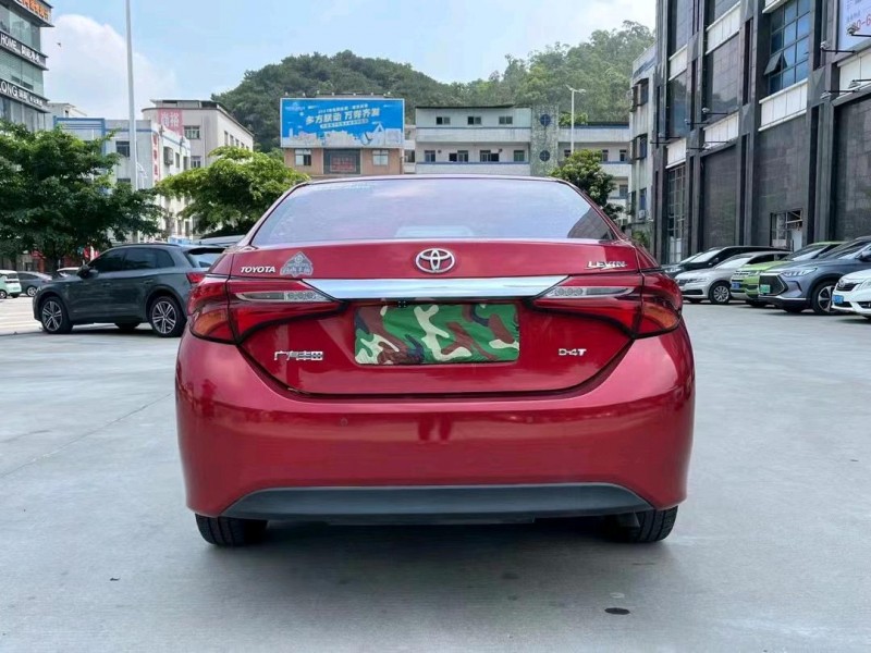 东莞17年丰田雷凌9