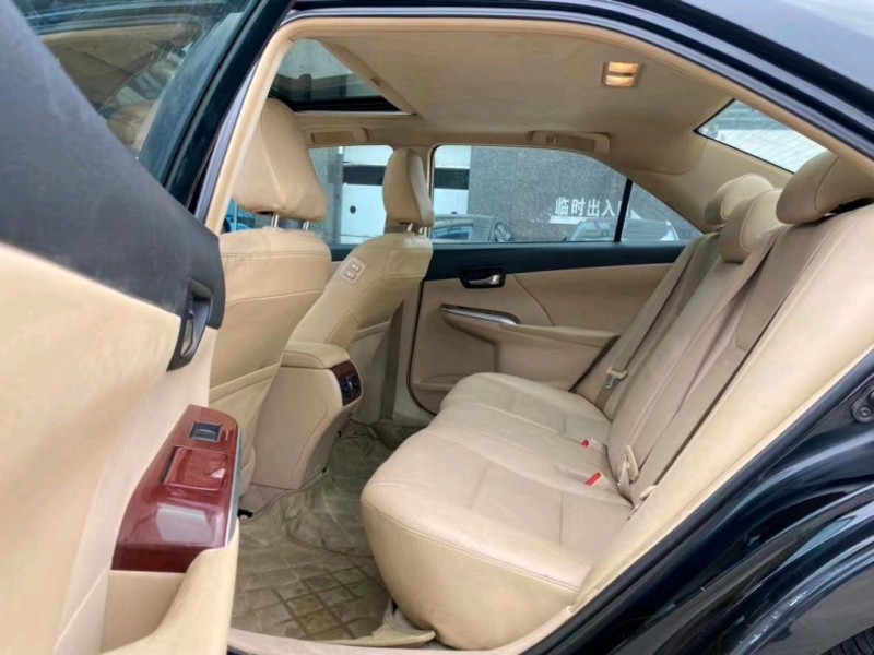 东莞13年丰田凯美瑞6