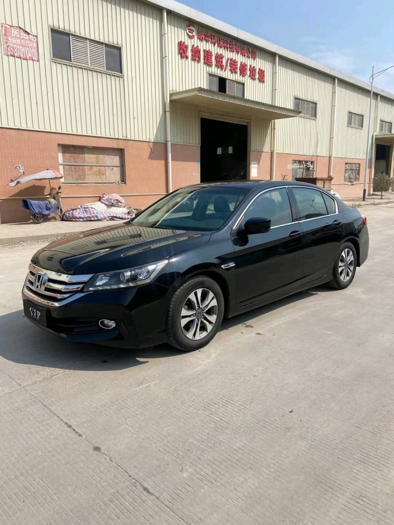 东莞16年本田雅阁3