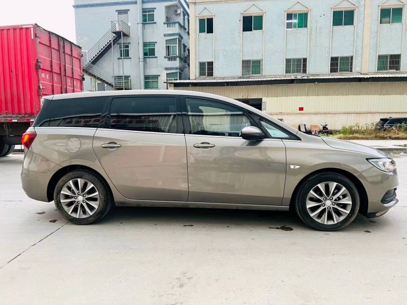 东莞20年别克GL68