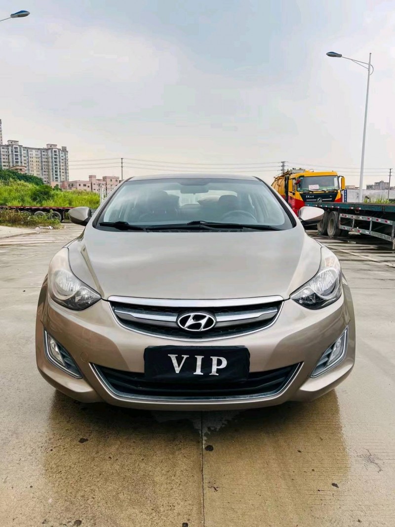 东莞16年现代朗动1