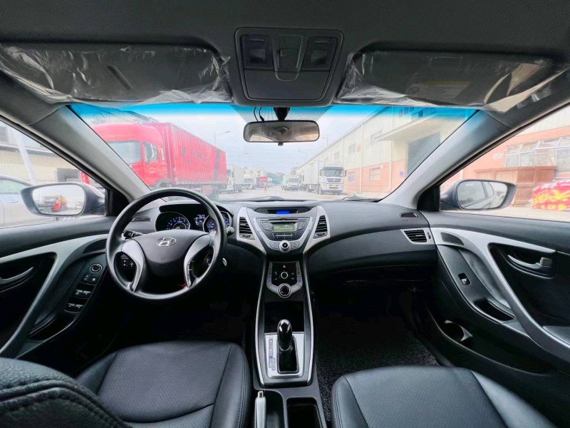 东莞16年现代朗动4