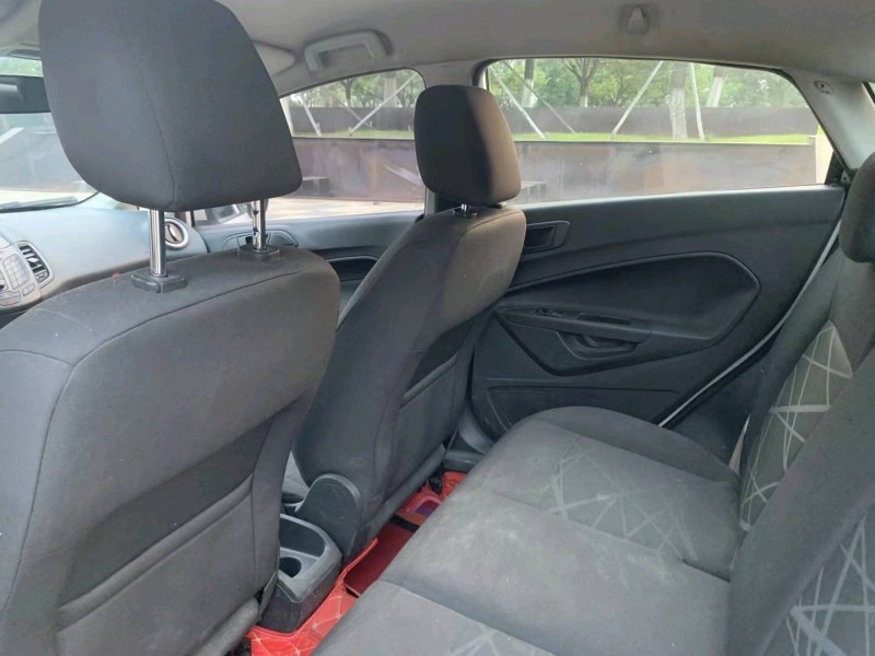 沈阳13年福特嘉年华4