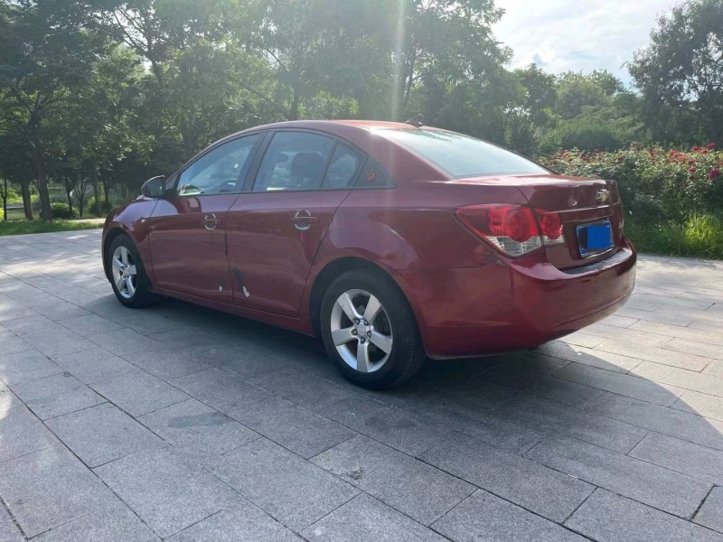 济宁11年雪佛兰科鲁兹8