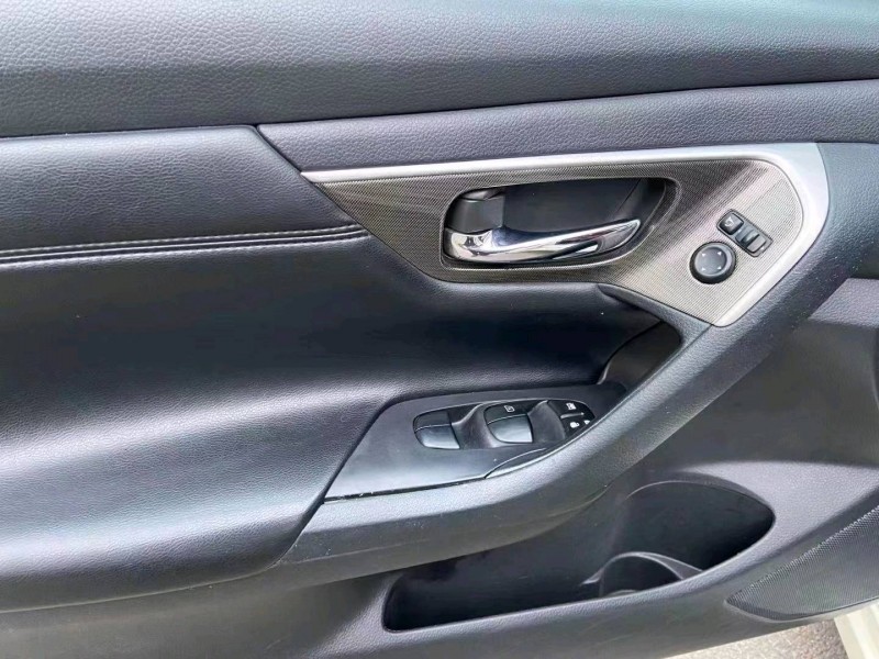 沈陽14年日產天籟5