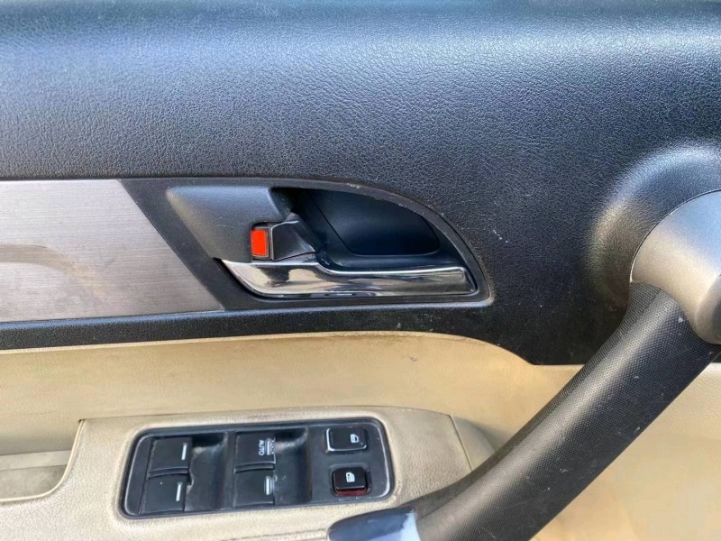 沈阳11年本田CR-V9