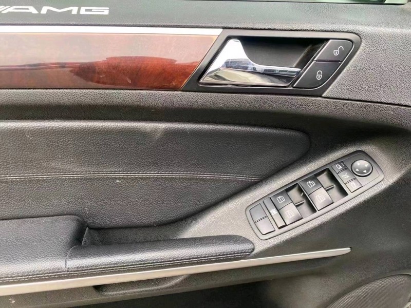 沈阳09年奔驰ML3