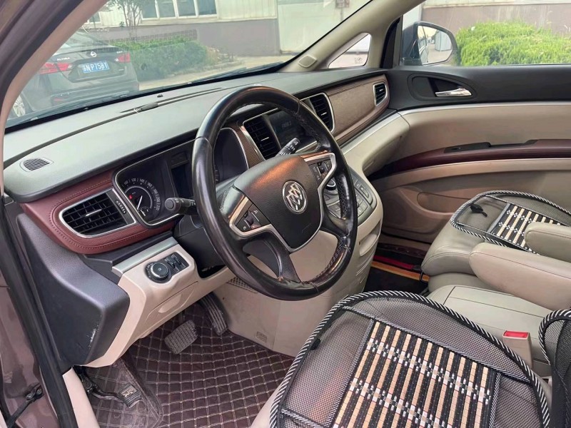 徐州18年别克GL86