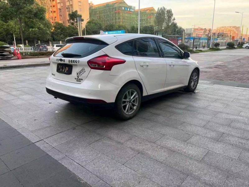 邵阳19年福特福克斯6