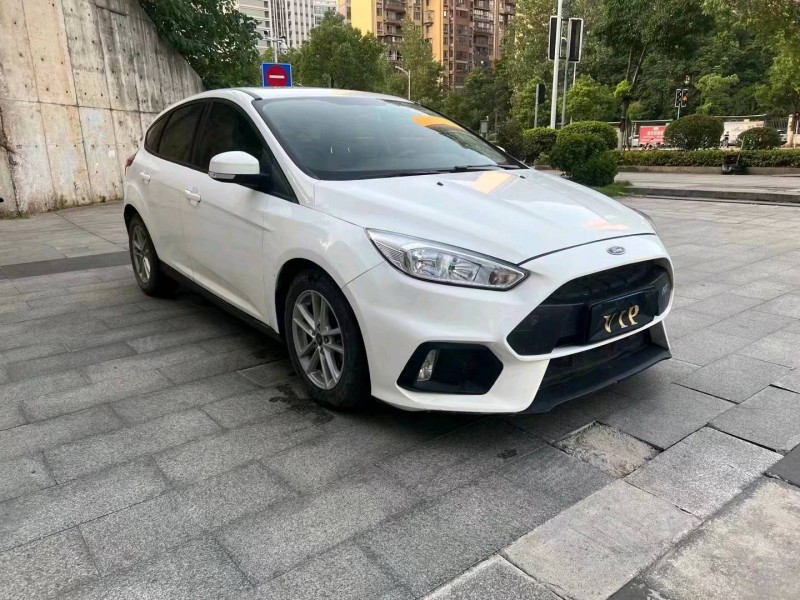 邵阳19年福特福克斯8