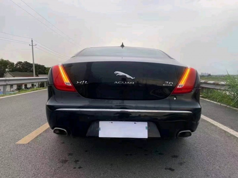 邵阳14年捷豹XJL7