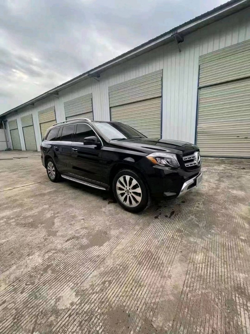 東營17年奔馳GLS2