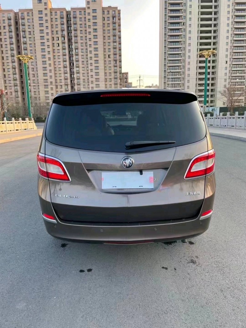 徐州16年别克GL84