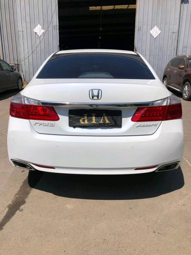 沈阳15年本田雅阁5