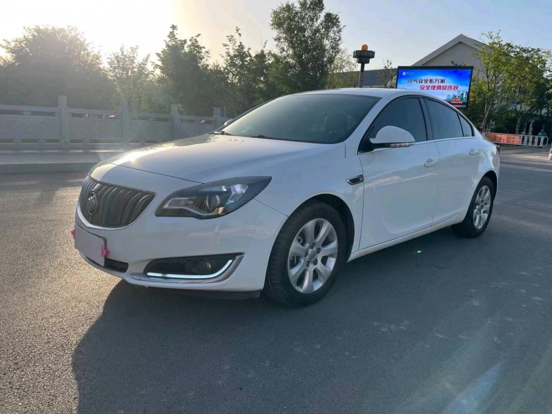 徐州16年别克君威8