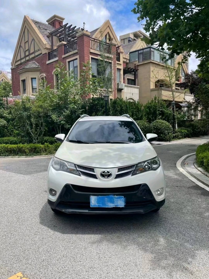 青岛15年丰田RAV4荣放2