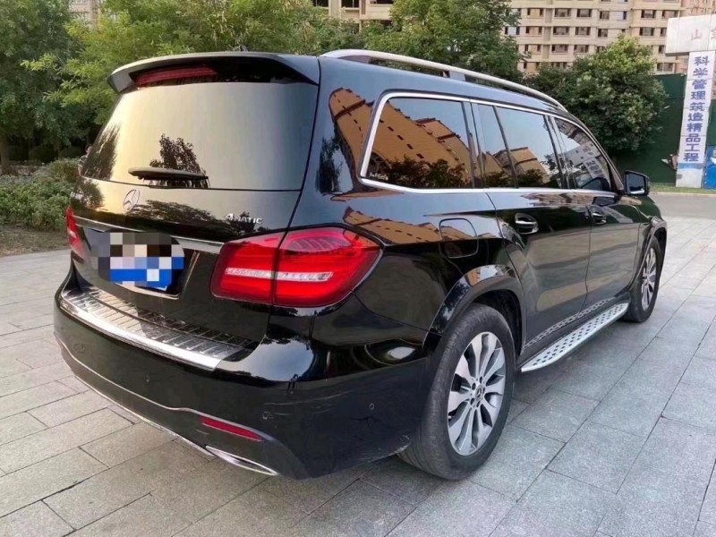 東營19年奔馳GLS4